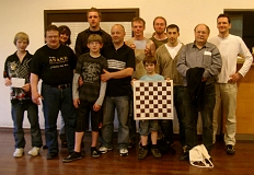 Siegerehrung 3: Dominik Will, Ulrike Storkebaum, Michael Heilmann, Willi Behm, Jean-Michel Heilmann, Bogdan Grabarczyk, Thomas Steinkohl, Matthias Riedel, Sebastian Gramlich, Armin Farmani Anosheh, Raimund H&ouml;ck und Holger Dietz